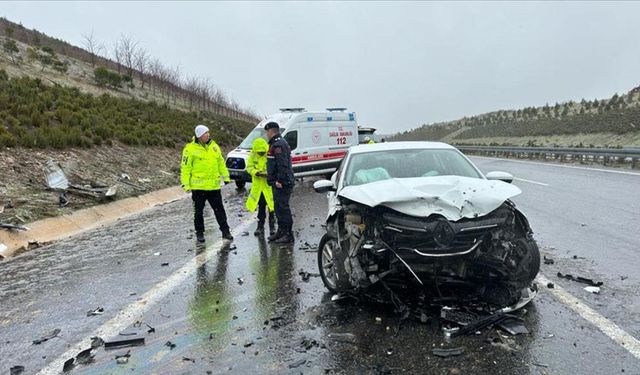 Bayram tatilinin ilk 5 gününde 47 kişi trafik kazasında hayatını kaybetti.