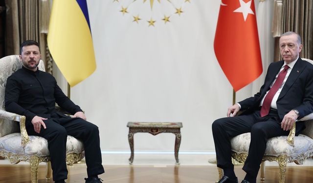 Cumhurbaşkanı Erdoğan, Zelenskiy ile Külliye'de görüştü