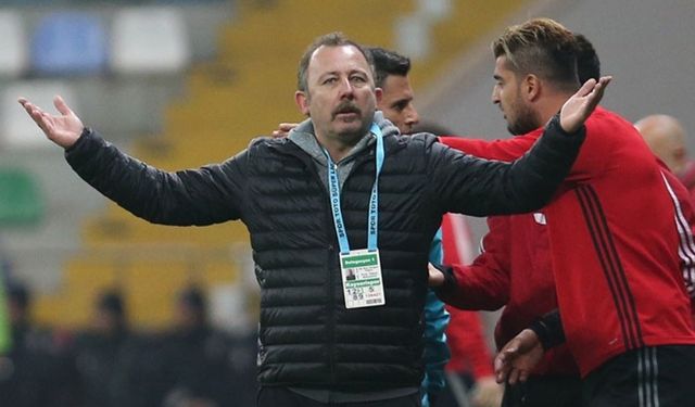 Kayserispor Son 10 Sezonda 22 Teknik Direktörle Çalıştı