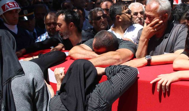 Şehit Uzman Çavuş Ümit Üzüm son yolculuğuna uğurlandı