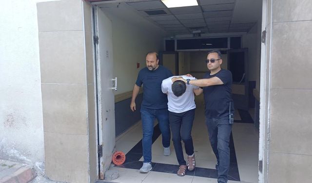 Camide Kanlı Hesaplaşma: Husumetlisini Namaz Kılarken Ö*dürdü