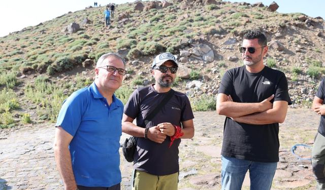 Hacılar’ın Zirvesinde Dayanışma ve Azim Öne Çıktı