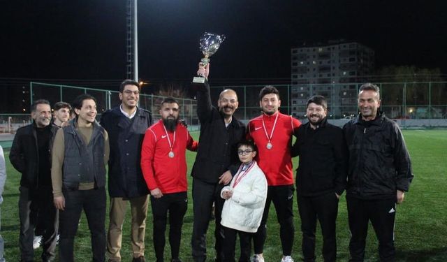 Kocasinan Şimşekspor’da Başkan Vekili Latif Başkal Görevinden Ayrıldı