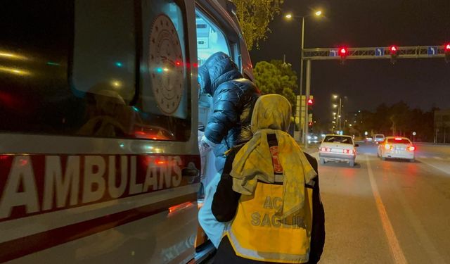 Kayseri'de gündüz saatlerinde canına kıymaya kalkışan şahıs refüjde yatarken bulundu