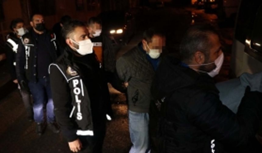 Kayseri’de uyuşturucu partisine polis baskını: 1'i kadın 8 gözaltı