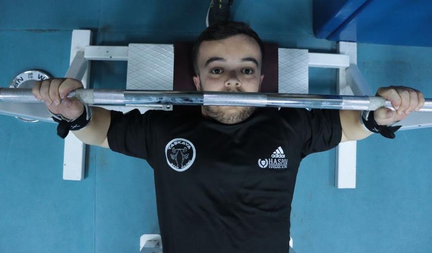 Lokantada keşfedilen yetenek Türkiye Şampiyonu oldu