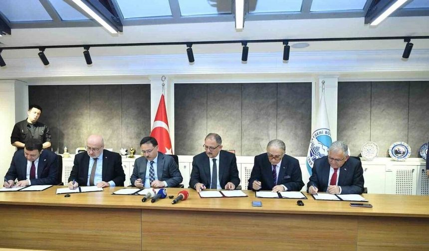Kayseri'de Eğitim İçin Önemli Adım: OSB Teknik Kampüsü Protokolü İmzalandı