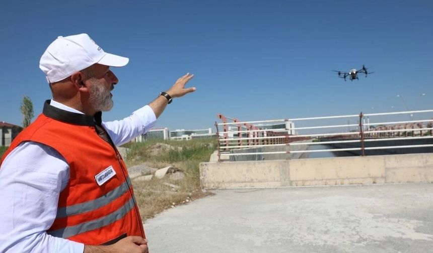 Kocasinan Belediyesi, Sağlıklı Bir Çevre İçin Drone İle İlaçlama Projelerini Hayata Geçiriyor