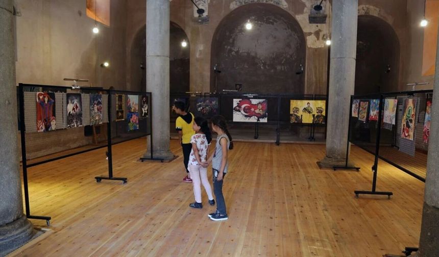 Niğde Belediyesi Uluslararası Sanatçıların Eserlerini Ağırlıyor