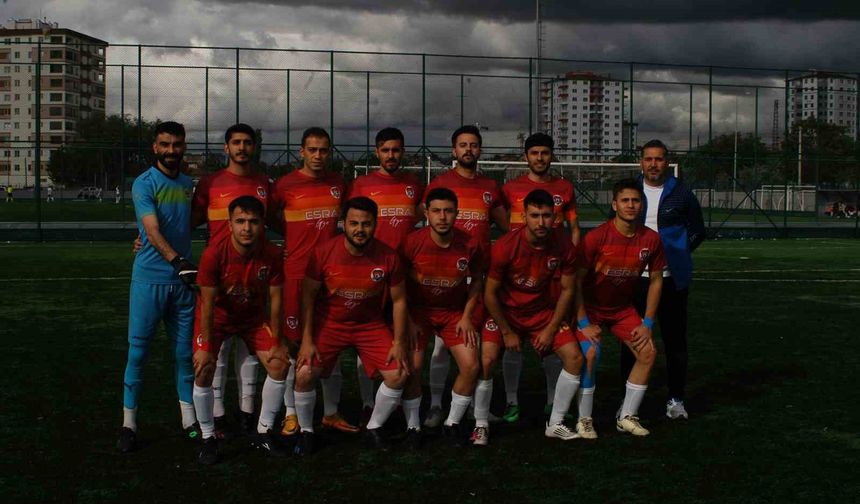 Ambar Kızılırmakspor, Güneşli Gençlikspor'u 5-0 Mağlup Ederek Üstünlüğünü Korudu!