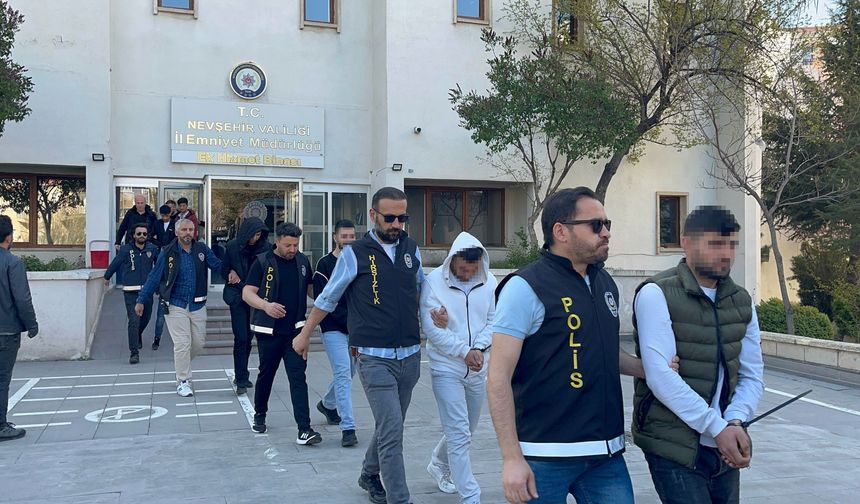 Sahte Savcı ve Avukatlardan 10 Milyonluk Vurgun: 15 Gözaltı