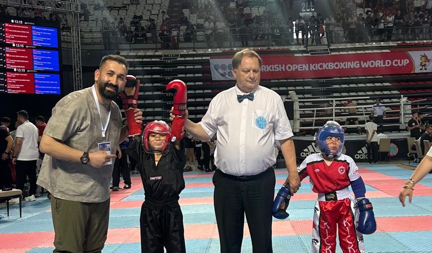 Yozgatlı Semanur Erdem, Kickboksta Dünya 3.’sü Oldu