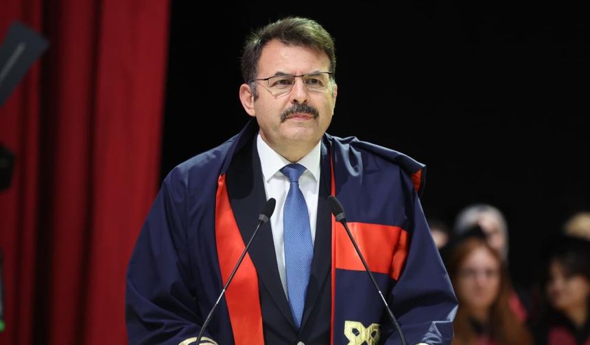 ERÜ Veterinerlik Fakültesi’nde Mezuniyet Coşkusu