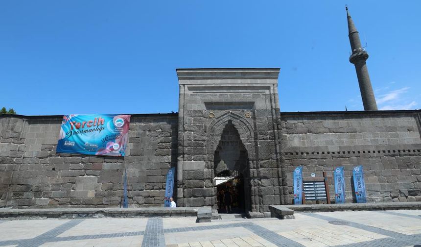 Büyükşehir’in LGS Tercih Danışmanlığı Hizmeti Yoğun İlgi Görüyor