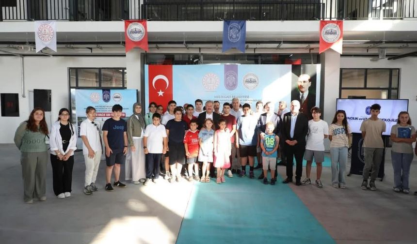 Başkan Palancıoğlu’nun Hayali Gerçek Oldu: Havacılık Lisesi Öğrenci ve Velilere Tanıtıldı