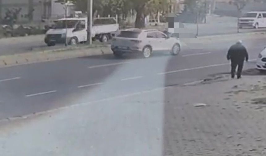 Lise öğrencisi doğum gününden 2 gün sonra otomobilin çarpması sonucu hayatını kaybetti