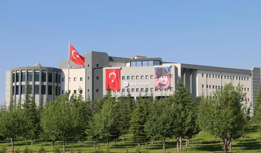 Erciyes Üniversitesi'nden URAP 2025-2026 Türkiye sıralamasında gurur verici başarı